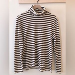 Tradlands Monty Turtleneck in Earth